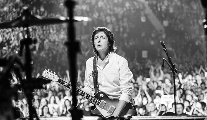 Paul McCartney in 2001